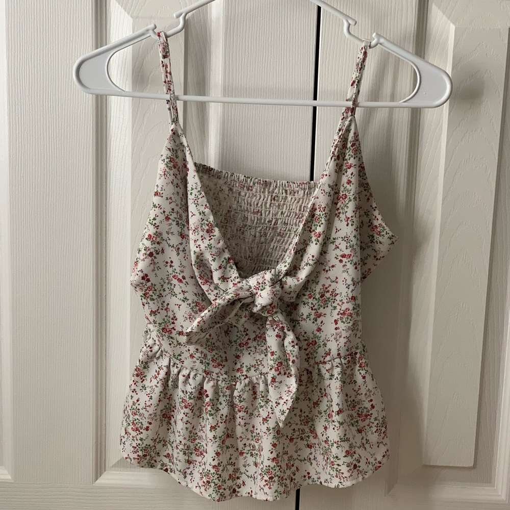 Floral tie up top. Great Quality  Condition